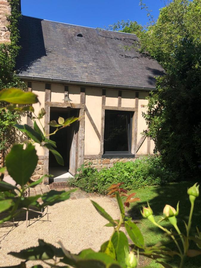 Le Clos Du Mont Jarry Le Val-Saint-Père Esterno foto