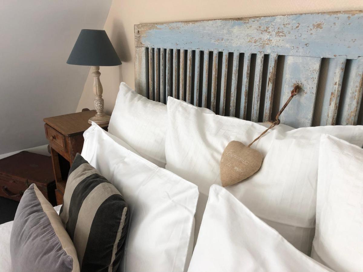 Le Clos Du Mont Jarry Le Val-Saint-Père Esterno foto