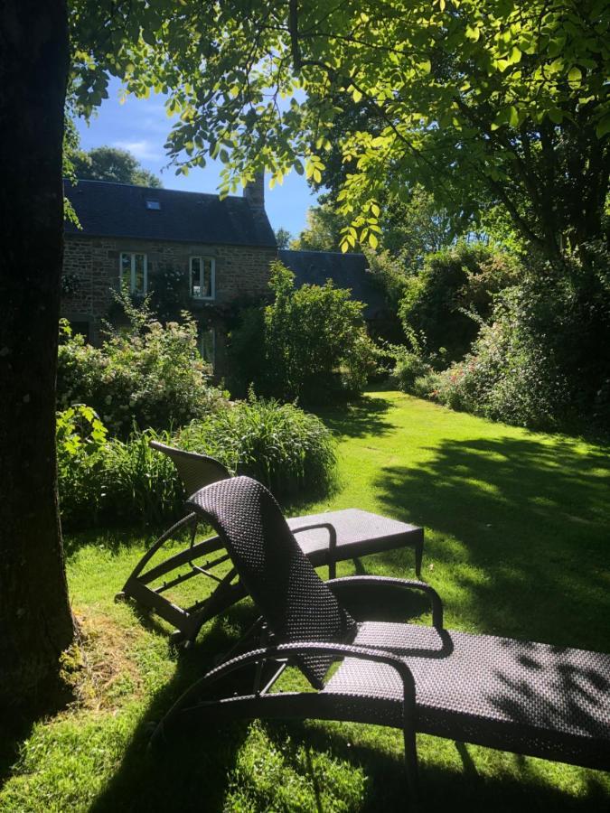 Le Clos Du Mont Jarry Le Val-Saint-Père Esterno foto